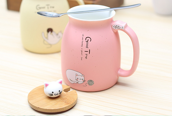 Large Cat Ceramic Mug in Assorted colours - with Lid and Spoon