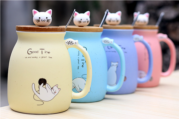 Large Cat Ceramic Mug in Assorted colours - with Lid and Spoon